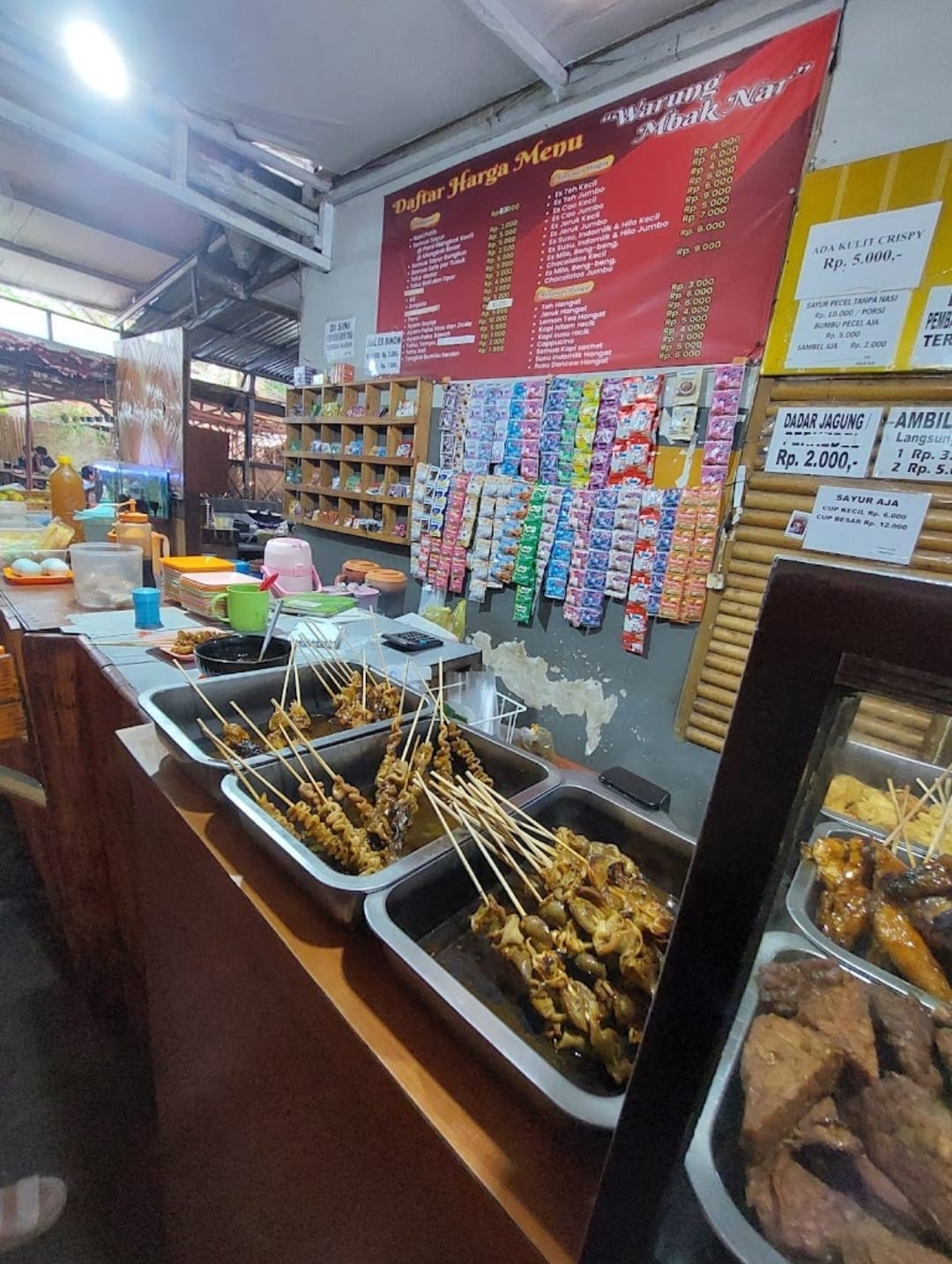 JUARA DI HATI MAHASISWA UPN